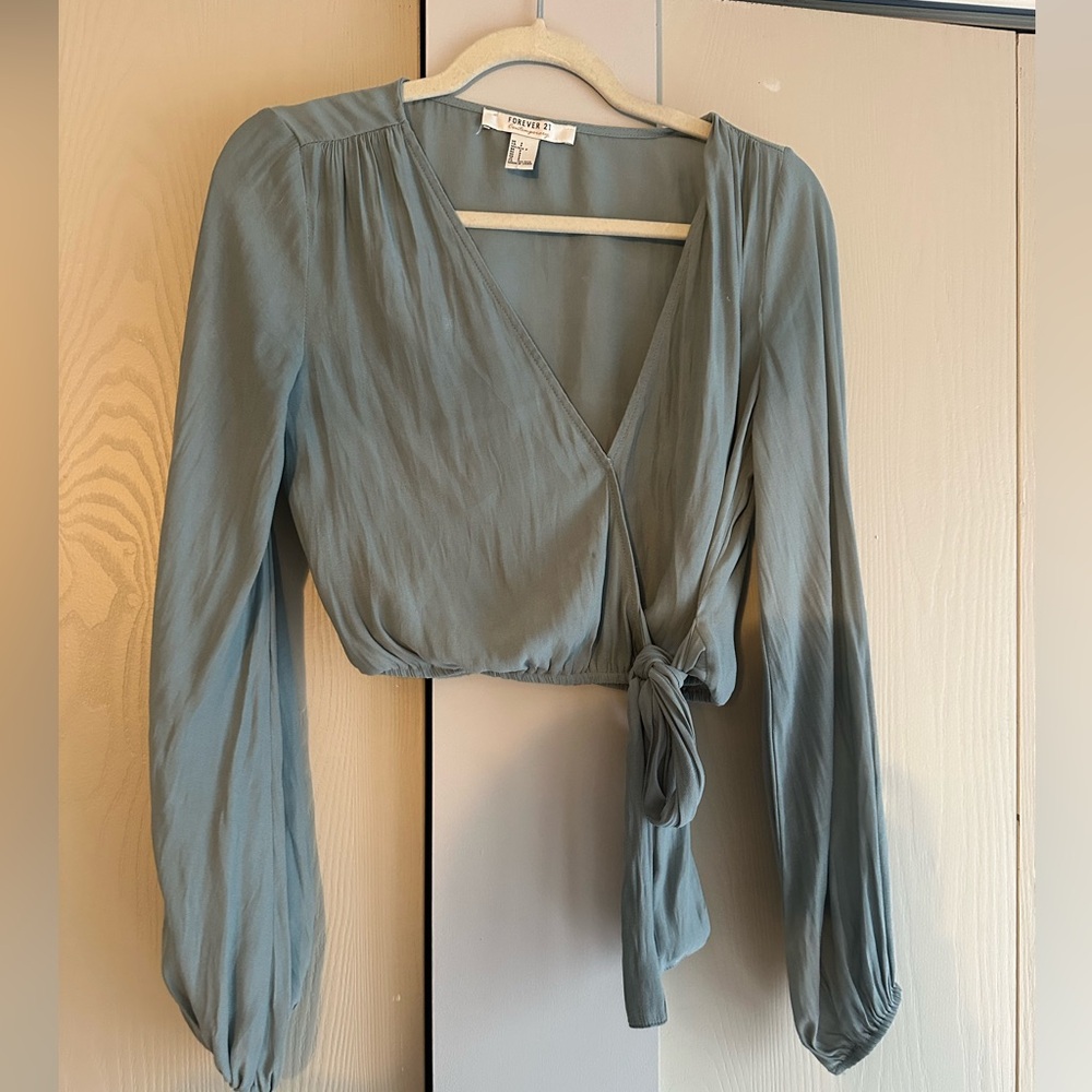 Forever 21 Sage Green Wrap Tie-Front Long Sleeve Top. Size Small